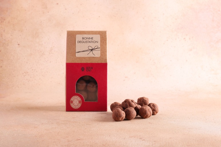 Noisettes enrobées de chocolat noir Grand Cru 65%  